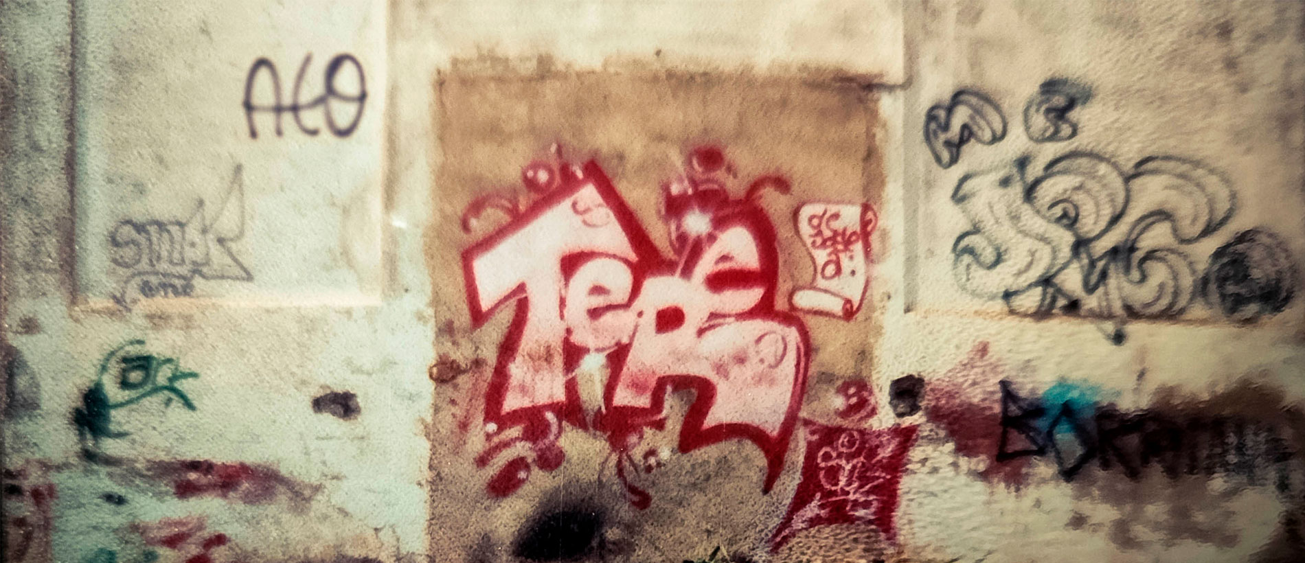 castellon-graffiti-slide